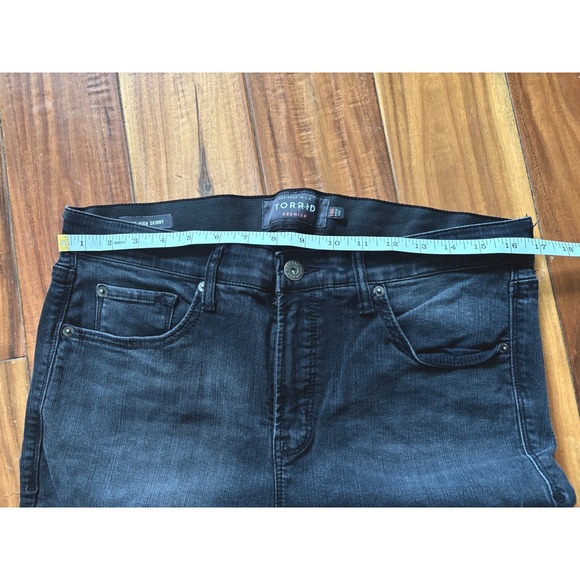 Torrid Premium Sky High Skinny Jeans Womens 14R Black High Rise Elastic Waist - Picture 7 of 8